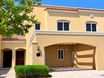 Lovely type C / Landscaped garden / near pool