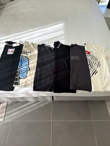 Men’s t-shirt size S M bundle