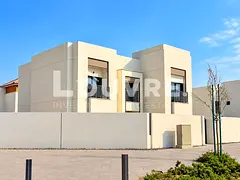 Huge 6BR Corner | Expansive Yard | Ready to Move