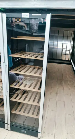 Vestfrost 197 Bottle Large Capacity Wine Cooler Premium wine fridge