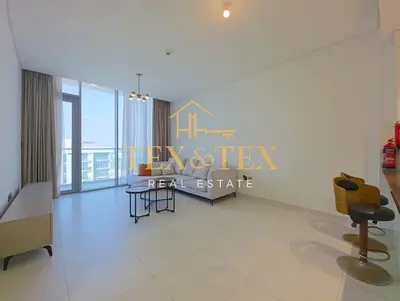 Furnished | Spacious | High Floor