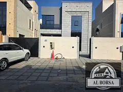🏠 Villa for rent in Al Helio, Ajman, corner unit - 5 master bedrooms, majlis and living room