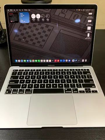 Apple MacBook Air 13" M1 (8GB / 256GB) Silver + Apple Magic Mouse (Black)