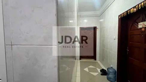 فرصة استثمارية مميزة بدخل ممتاز وموقع حيوي