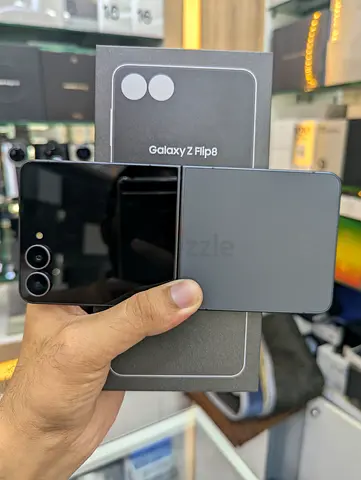 Galaxy Z Flip 8 (256GB)
