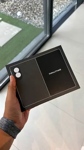 Samsung Fold 8 512 GB | Not switched ON