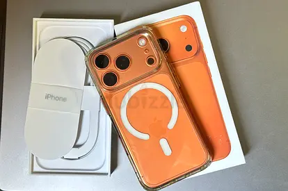 iPhone 17 Pro 512GB - 100% Battery Health with Original Box & USB-C to Lightning Cable
