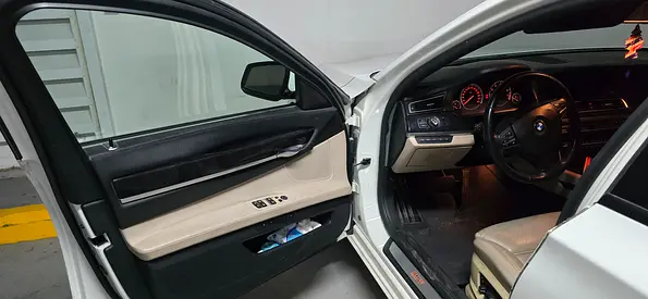 صورة مصغرة 16 لـ 2009 BMW 7-SERIES