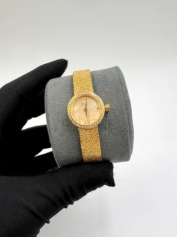 Womens watch