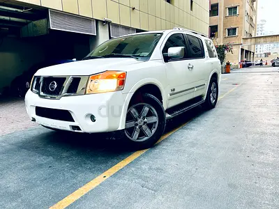 Reliable Nissan Armada 2011 LE | GCC-Well Maintained-8 seats driving great 100% EVERYTHING