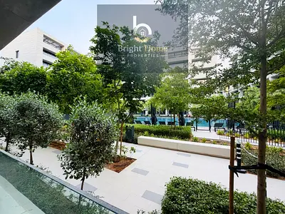 Beautiful Pool view | Ideal For Couples,Professionals Or Small families