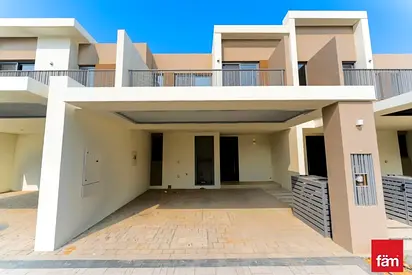Spacious Layout | Unfurnished | Ready To Move