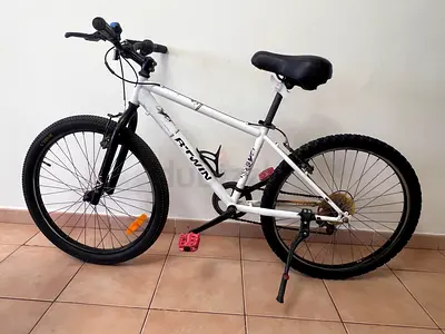 White Btwin Mountain Bike rock rider 300, Good Condition