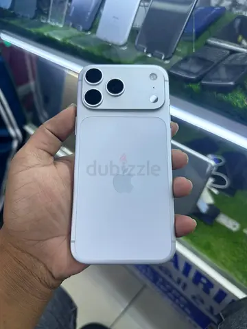 I phone 17 pro max