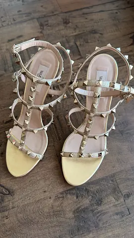 Valentino Shoes - Original Mekong Sandal 39