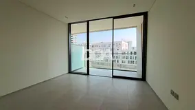 BRAND NEW STUDIO | MODERN LIVING | PRIME LOCATION