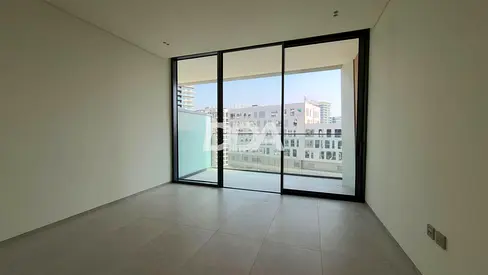 BRAND NEW STUDIO | MODERN LIVING | PRIME LOCATION