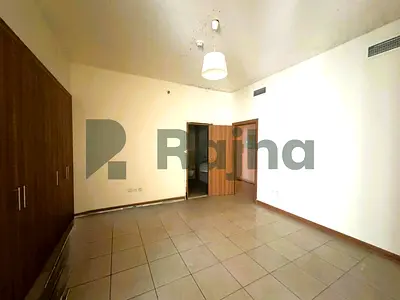 Large 1 Bed | With Balcony | High Floor | Tenanted