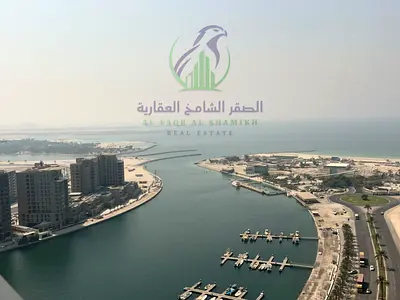 غرفتين وصالة راقية للايجار في الخان مباشرة على الكورنيش غرف ماستر إطلالات بحرية مباشرة بلكونة خزائن بالحائط وموزع