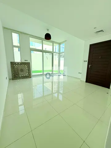 Corner 3 Bedroom+ Maids | Ready TO move | Back to Back