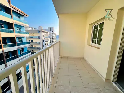 SPACIOUS 2 BHK | BALCONY | VACANT