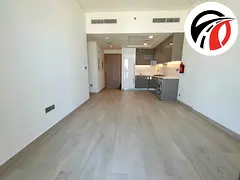 Ultra Modern luxurious 2 bedroom with Lagoon view