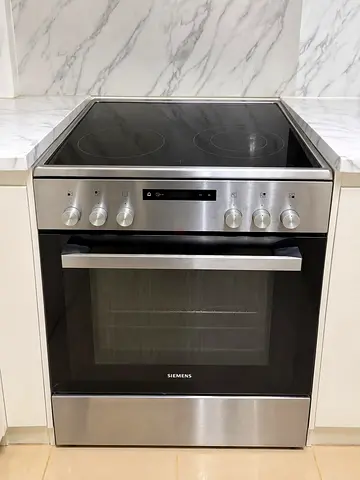 Siemens Electric Cooker and Oven