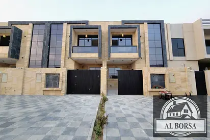 Great Opportunity – 5 Master Bedrooms + Spacious Yard