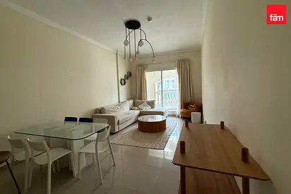 Upgraded, Super Spacious, Fully Furnished