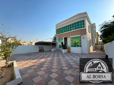 🏡✨ للإيجار فيلا مميزة في المويهات 2 – عجمان ✨🏡 5  غرف مع مجلس للضيوف وصالة كبيرة للعائلات