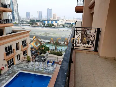 Corner Unit I Double Balcony I Pool View I 1st Oct