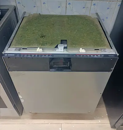Bosch Series 8 built-in dishwasher 3- Racks Made in Germany with WiFi connectivity system