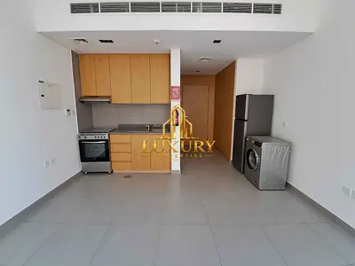Bright & Modern Studio | Appliances Included | All facilities