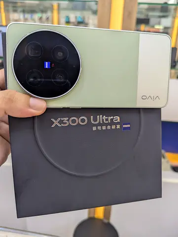 Vivo X300 Ultra (512GB)