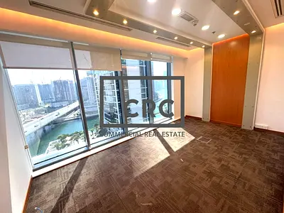 Modern Office | High Floor | Immediate Occupancy