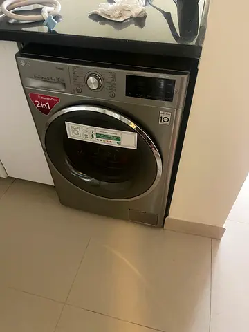 Lg 8kg washer and 5kg drayer 2in1 combo machine