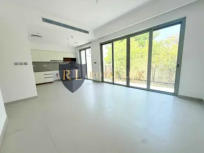 NEWLY VACANT | 4 BR+MAIDS-ENDUNIT| GOOD LOCATION