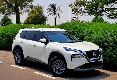 1100-Monthly l GCC l 4/4, 7 Seater I Cruise, Camera, GPS l Accident Free