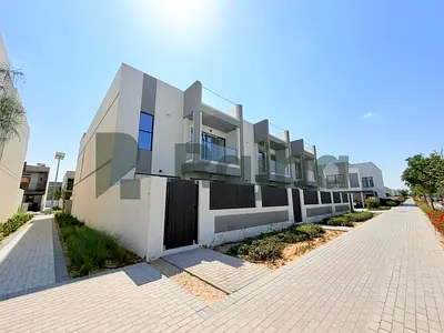 4 Bed + Maid | Ready to Move | Middle Unit