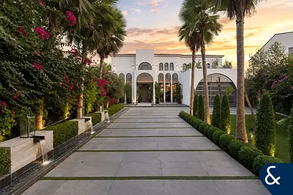 Landscaped to Perfection | Extended |Turnkey