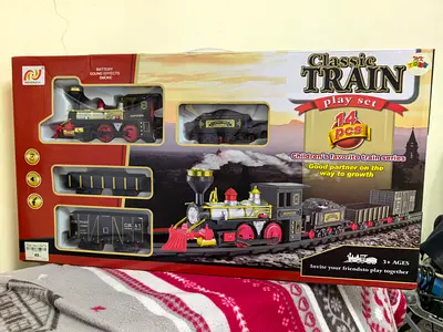 Classic 14-piece Battery Operated Train Play Set (Toy Locomotive with Carriages)