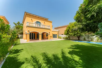Five-Bedroom Legacy Villa Near Tennis Courts