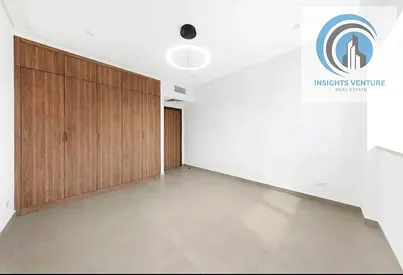 Spacious 1BR | Near Metro | 30 Day Grace Period