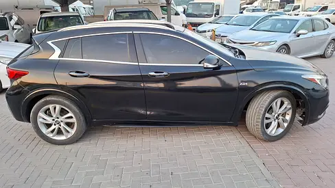 2019 Infiniti QX30 照片 3