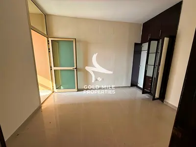 Spacious 2BHK> 2 Balconies> Family Sharing> Excutive Staff> Working Professional