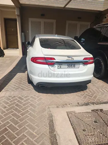 2015 Jaguar XF Luxury GCC Specs