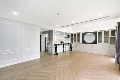 Spacious TH | Modern Living | Landscaped Garden