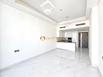 Spacious 2Br | Private Pool | | Fitted Kitchen