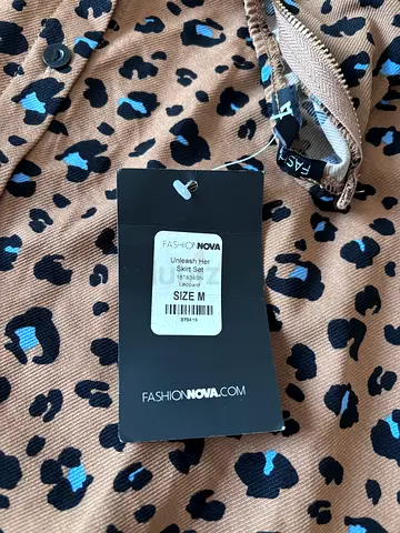 Fashion Nova women's leopard print skirt set size M (new with tags)