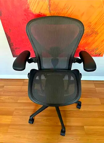 Herman Miller Remastred Aeron-style Ergonomic Mesh Office Chair — Good Condition